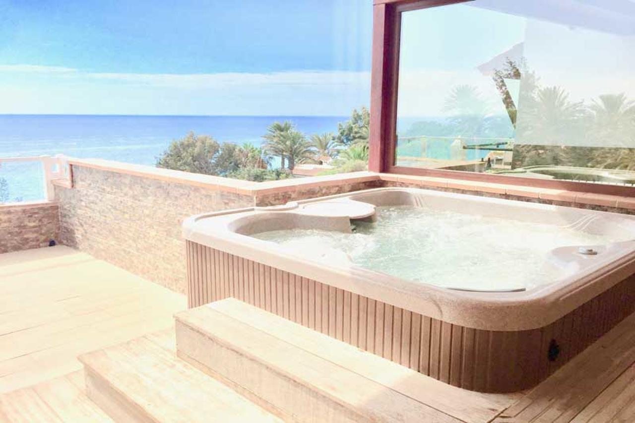 Suite Hotel Marina Playa Esquinzo エクステリア 写真